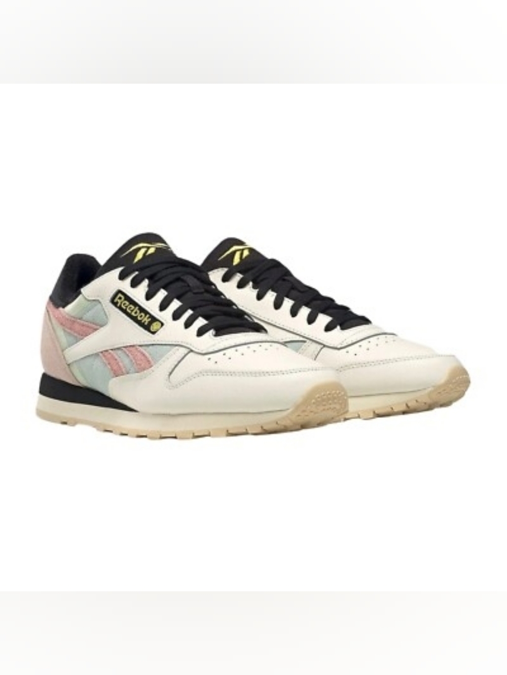 Reebok Women's Low-Top Sneakers in Light Pink with Black Laces